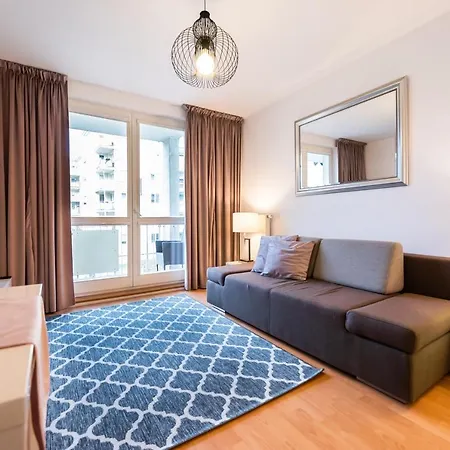 Apartment Metro Kondratowicza Velvet