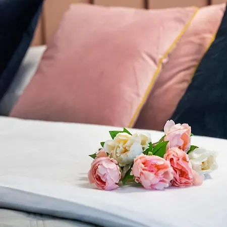 Apartamento Metro Kondratowicza Velvet